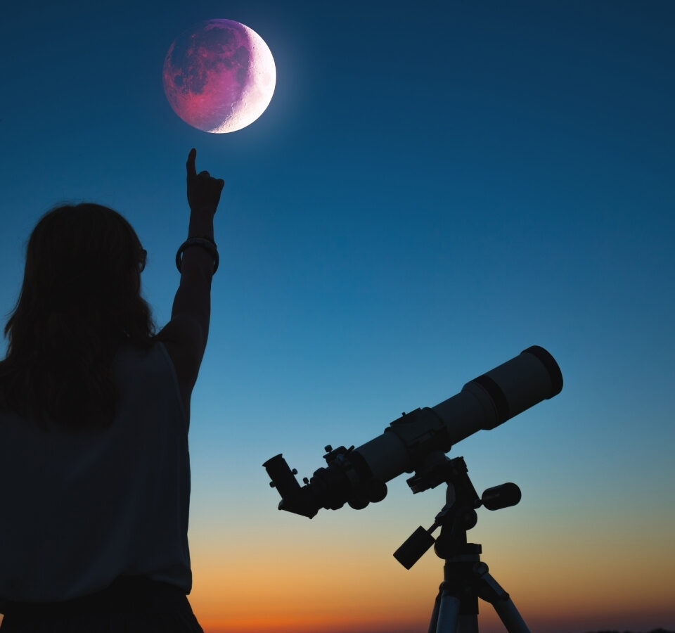 https://astrologyaseminyildiz.com/wp-content/uploads/2025/08/Mutlu-Twitter-Gonderisi-15-960x900.jpg